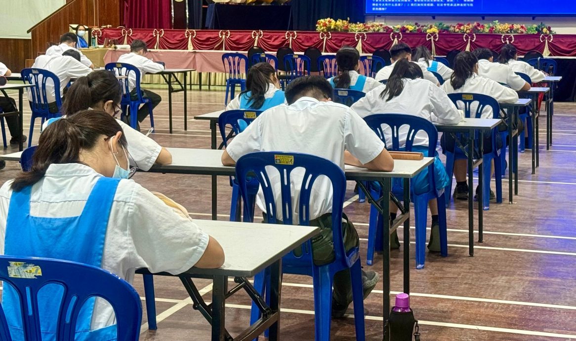 (古城版 封面副文)2025年马六甲郑和文化周现场写作比赛启封仪式