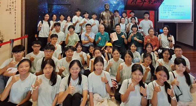 数团体参观沈慕羽书法文物馆