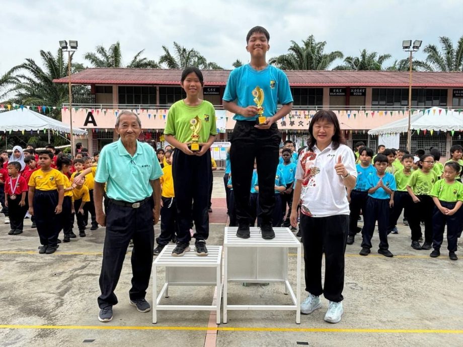 （古城第六版主文）望万培侨华小运动会