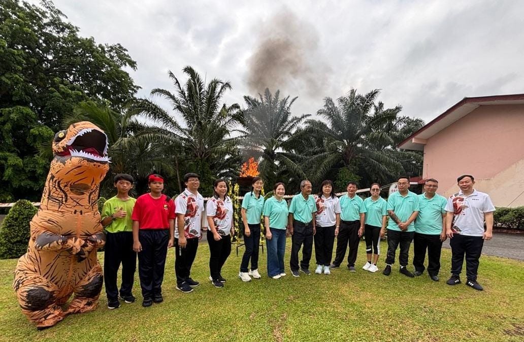（古城第六版主文）望万培侨华小运动会