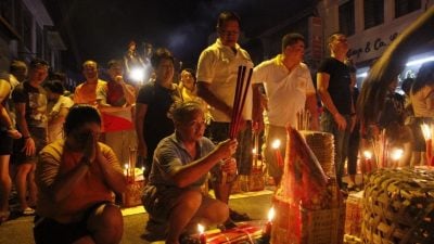 中元节搭帐篷祭拜活动   槟岛街区须先获支持信