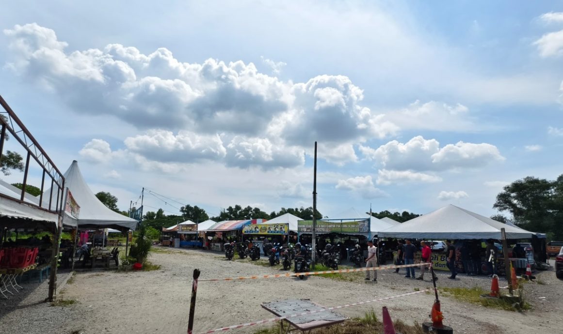 （大北马）2摊贩临时营业据点取得初步成效，市政厅计划峇都交湾增设2据点