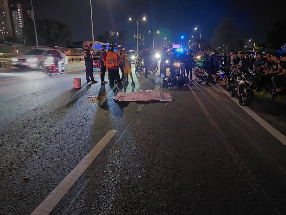 （大北马）南北大道诗不朗再也路段死亡车祸，17岁少女丧命。