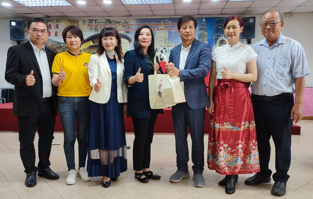 （大北马）台湾高雄政府客家事务委员会代表团访问槟州客家公会