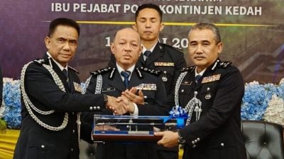 拿督费索升任副总监   副手暂代总警长职位