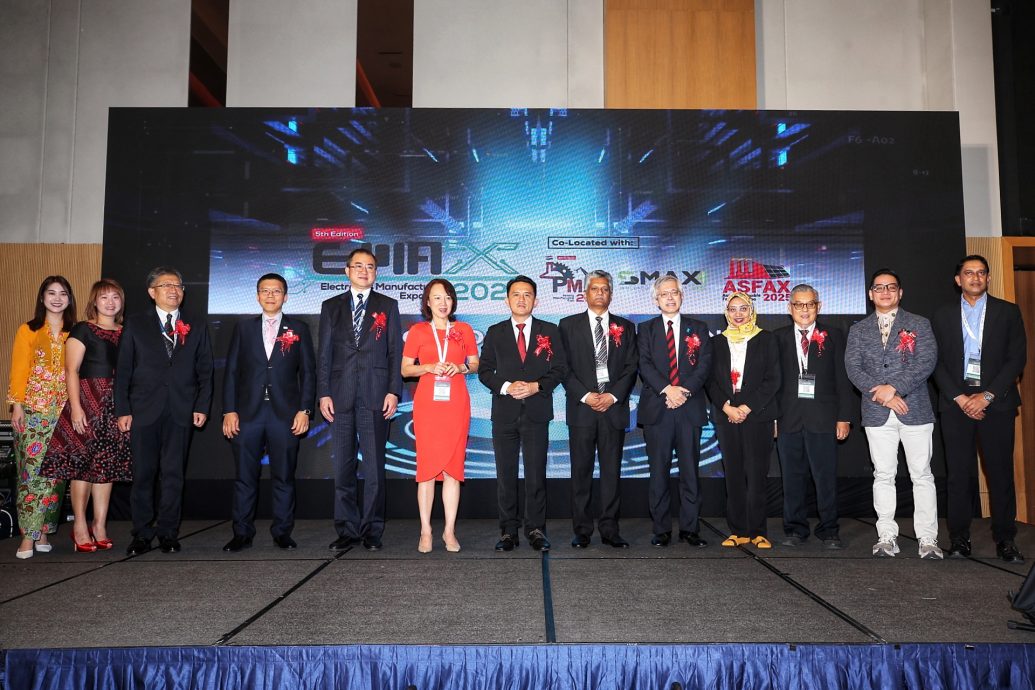 逾200商家参与博览会 数千业者观展交流