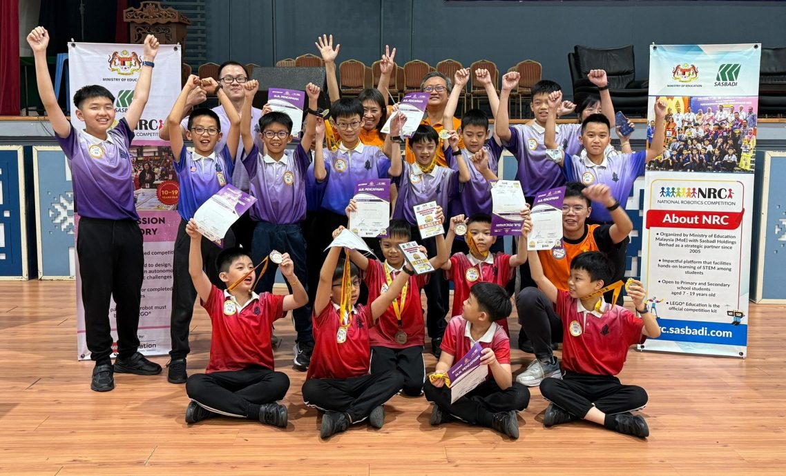 (大北马)槟华小学机械人代表队全国机械人比赛槟州赛大放异彩