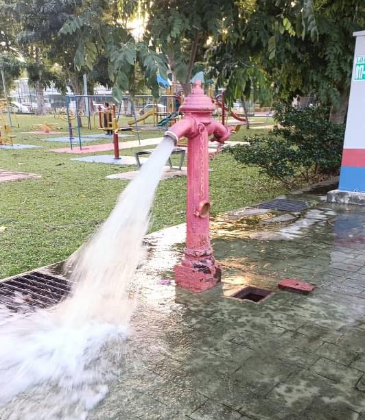 （大北马）水池路紧急维修水管工程