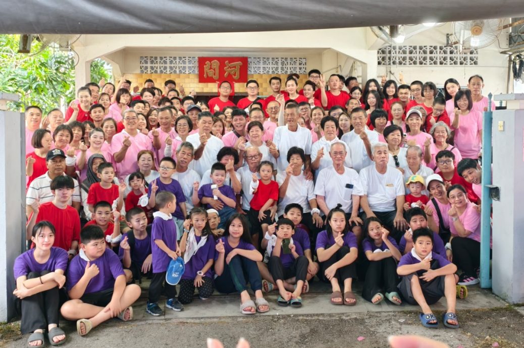 （大北马）爪夷村108岁人瑞陈玉琴举殡