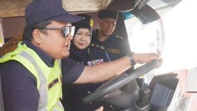 巴士上没系安全带   乘客司机各接300令吉罚单