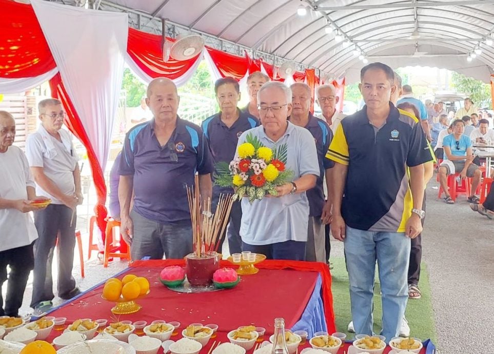 (大北马)百岁老人林赐金逝世举殡 内外孙及曾孙❝拔龙须❞送行