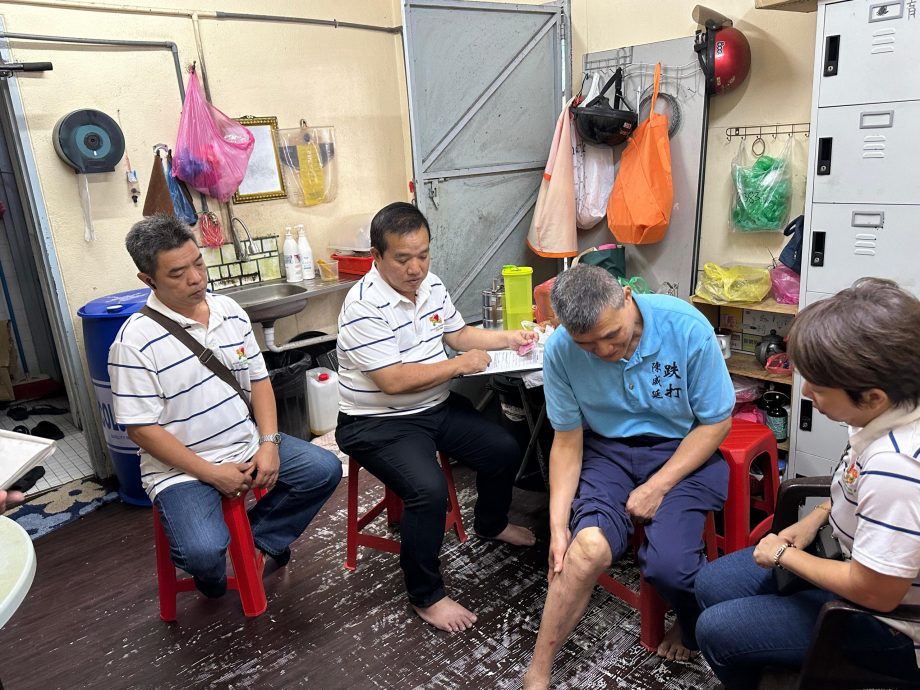 （大北马）积善助盲人