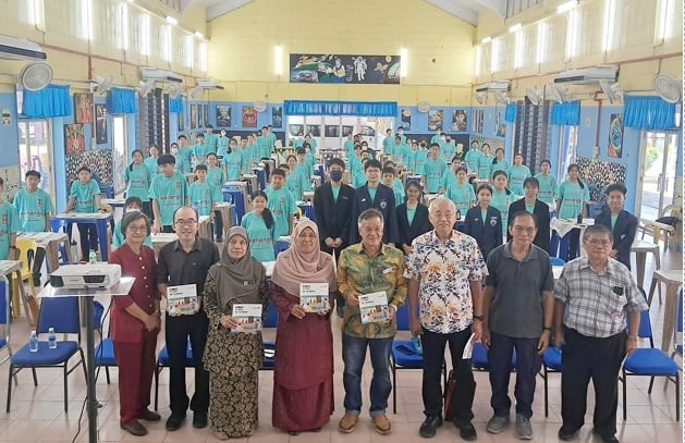 (大北马)逢甲杯全国中学整体字书法比赛,参赛者人数突破1万人打破纪录