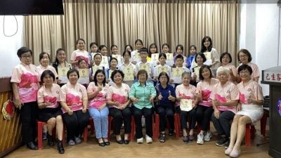 全国母亲节颂文初赛 巴生区32人获奖 