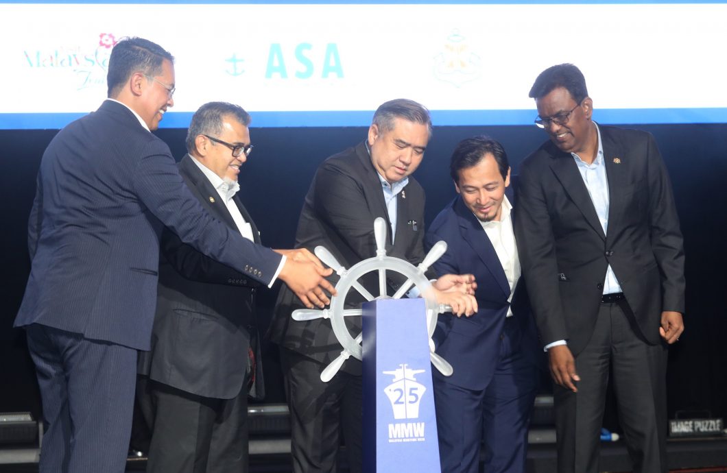 （已上网）陆兆福：统一海事法非夺沙砂权力.盼一年内完成海事法审查