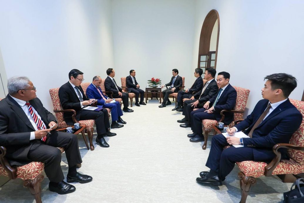 （已签发）全国：柔大臣与狮城总理会面   提出马新第二捷运系统路线建议