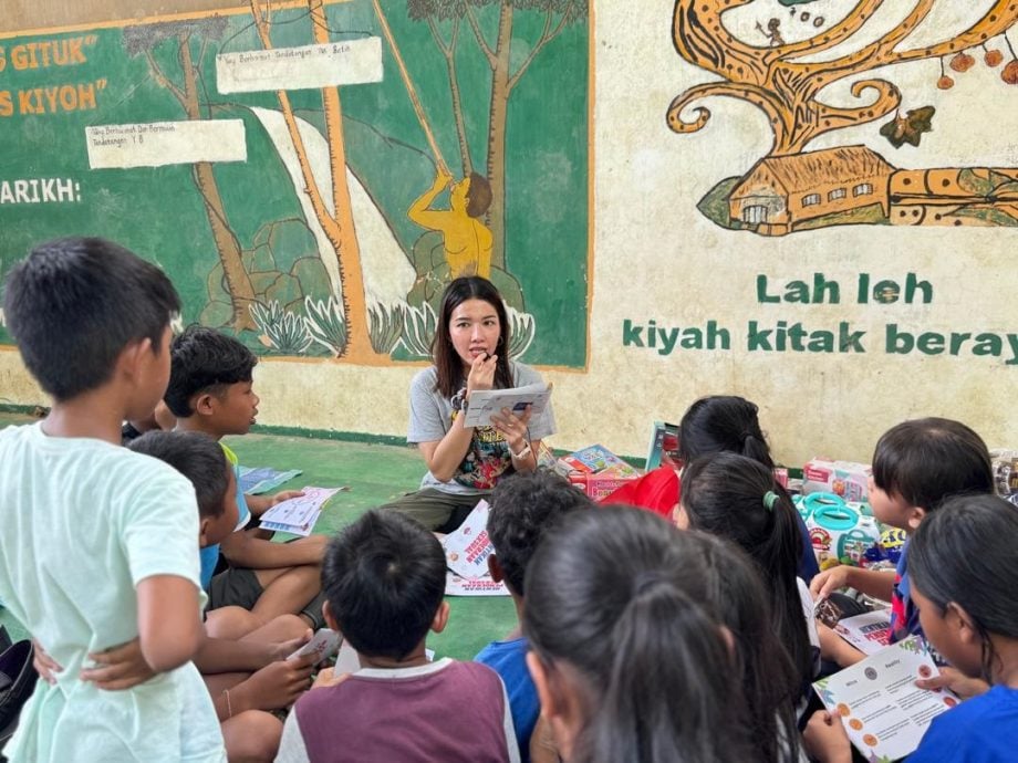 （已签发）柔：亲撰《停止性侵犯》宣传手册   玛丽娜盼提高民众关注度