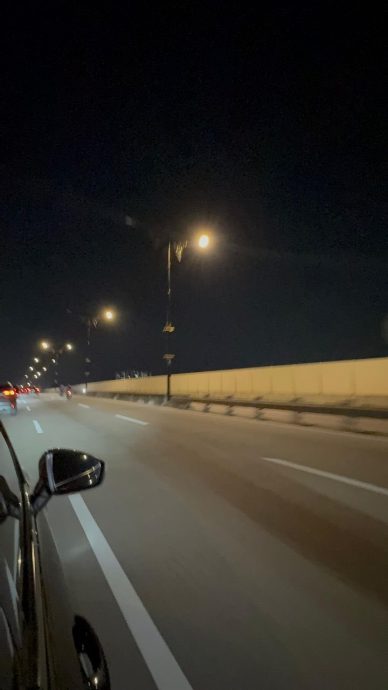 新山市政厅逐步修复   东疏大道65盏失灵路灯