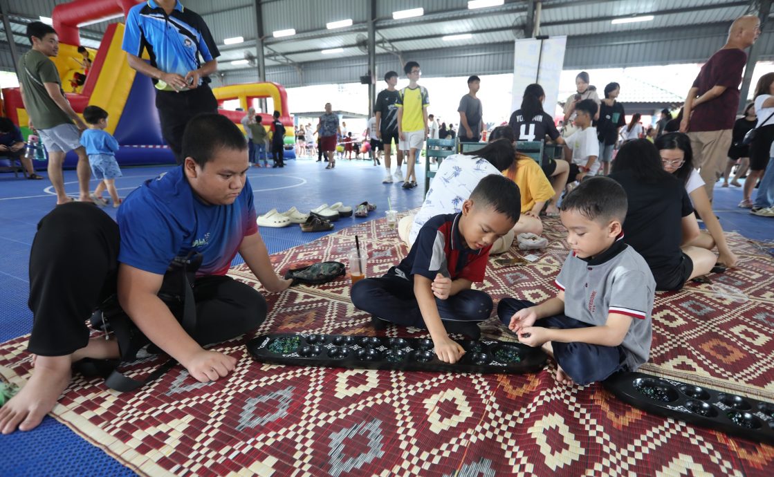 星洲情牵大古来华小嘉年华，千人响应热闹非凡