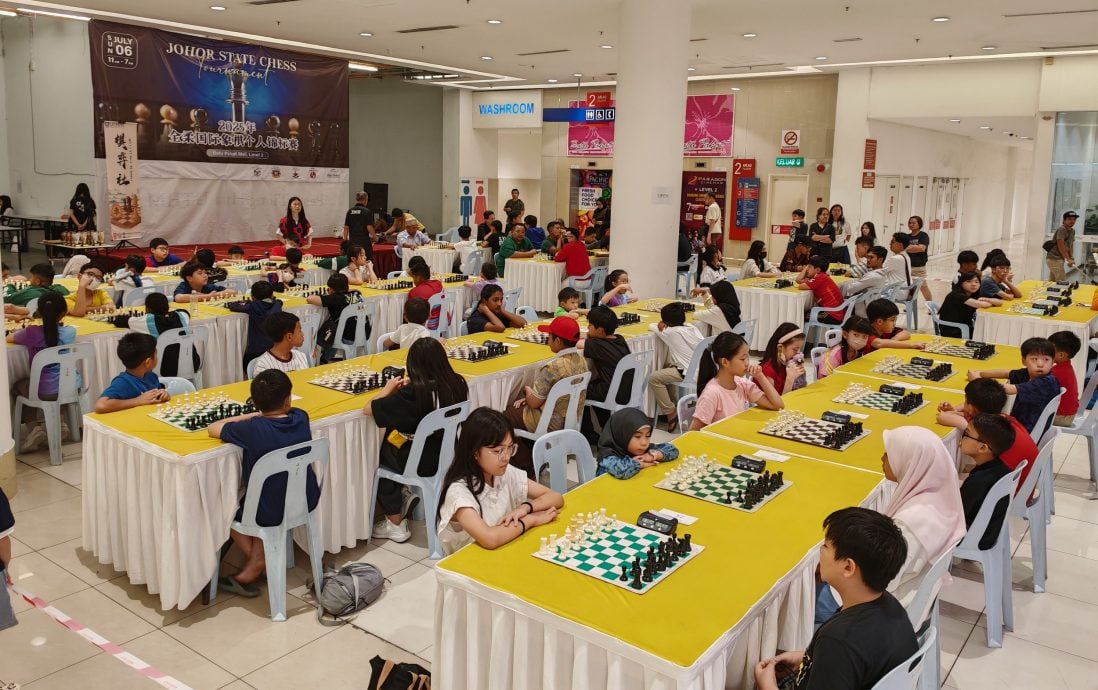 柔国际象棋锦标赛 80名各族棋手参赛