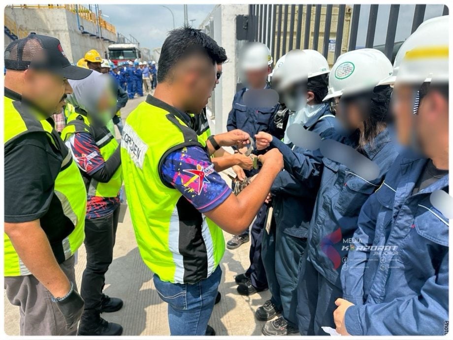 （已签发）柔：柔移民局突击石化加工制造厂   捕2本地负责人223非法移工