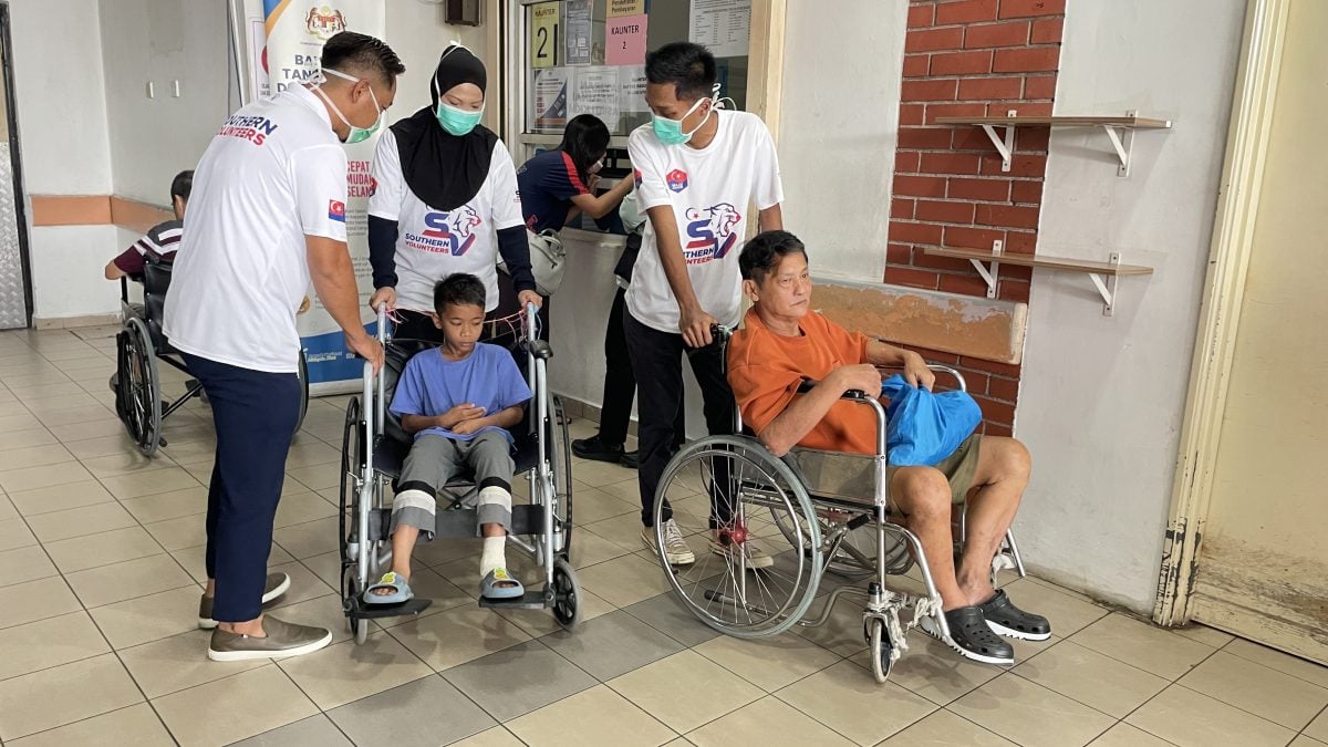 （已签发）柔：版三新头：南方医疗志工300人   新山中央医院分阶段轮班