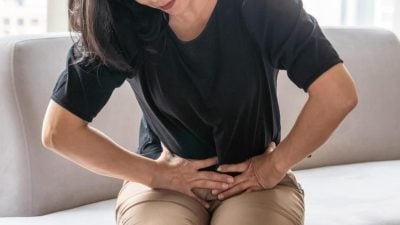 吃网购堕胎药后腹痛 22岁女子厕所产婴