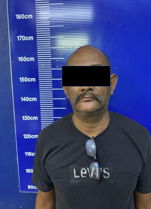 （已签发）柔：男子光天化日手淫   视频疯传遭警逮捕