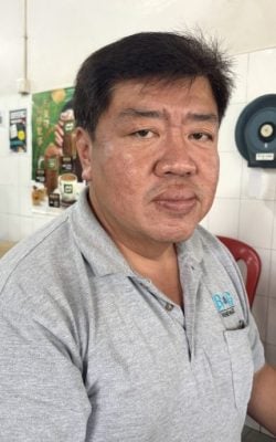 登雅新村路口将设交通灯 村民:路墩更有效安全