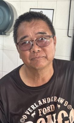 登雅新村路口将设交通灯 村民:路墩更有效安全