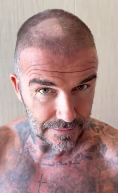  （明8am）贝克汉姆自剪头发失手 维多莉亚大笑直言：很糟糕！