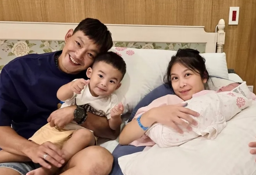 (明8am)陷逃兵风波 威廉升格二宝爸