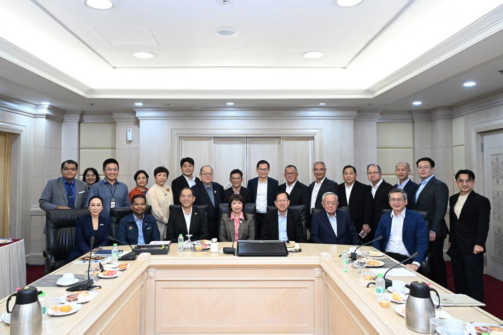 （更新）董总拜访财政部副部长 YB 林慧英