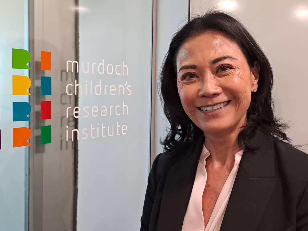 （有视频）马澳建交70周年/ 走访国防语言学校.访问说中文的外籍学员