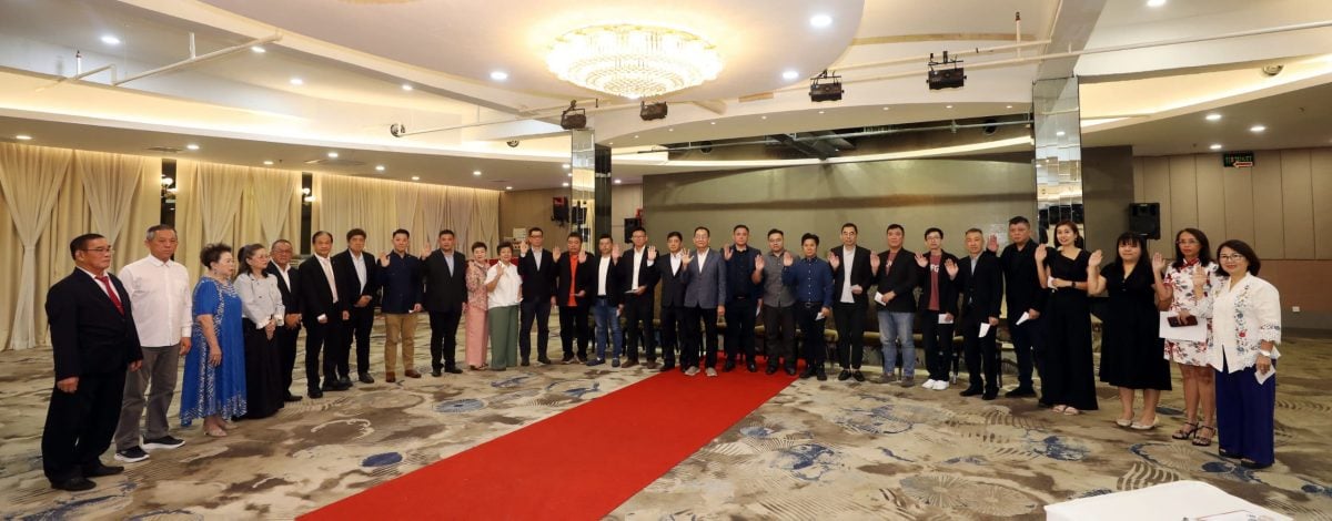 (版4双头之一)大都会/共和华小校友会就职典礼