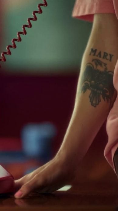 （设明天8am）哈利@1D卖性玩具 网嘲：还是不是歌手？