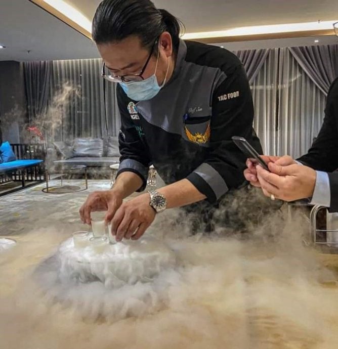 （预编17日见报）大都会/VIP特稿：世界厨王陈志新/13图