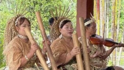 让写作不只是在课堂上，马大生走进玛美里村书写故事
