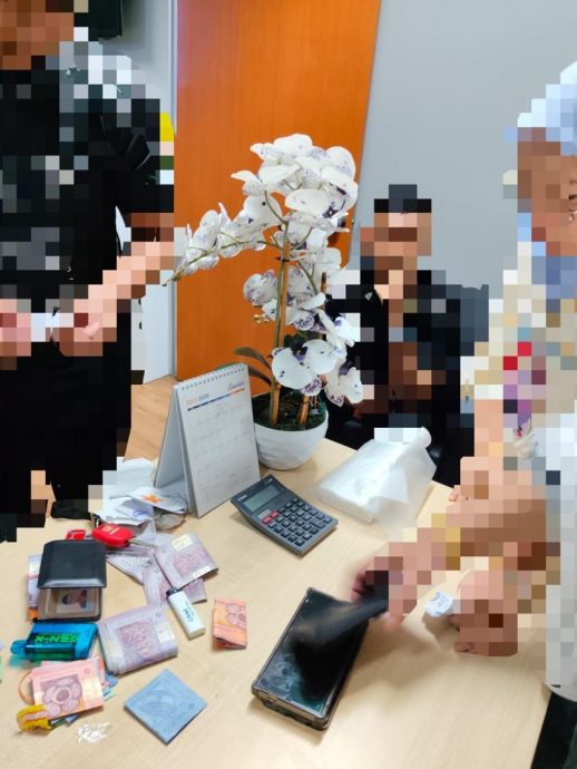 KLIA执法官员涉“柜台设置” 被捕搜获逾8000现金