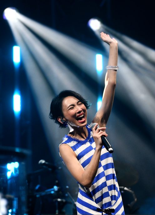 MR.DIY 20周年庆演唱会|茜拉陷“被攻击”风波叹登台表演不容易