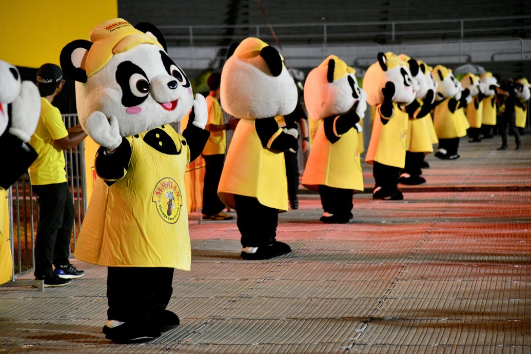 MR.DIY 20周年庆演唱会|茜拉陷“被攻击”风波叹登台表演不容易