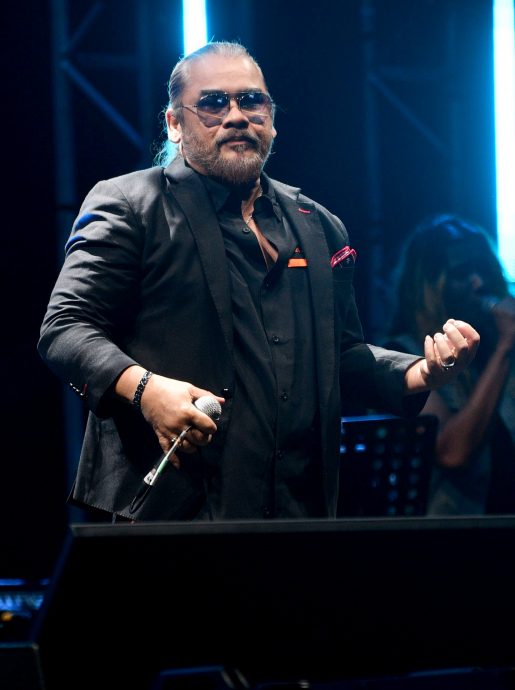 MR.DIY 20周年庆演唱会|茜拉陷“被攻击”风波叹登台表演不容易