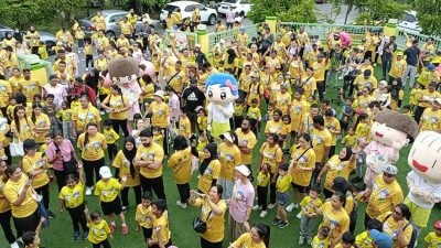 “欢乐健走”圆满举行   500人风雨无阻参与