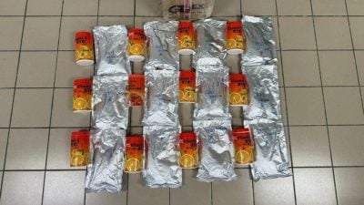 乔装“哆啦A梦”维他命C 百万摇头丸邮寄诗巫遭截查