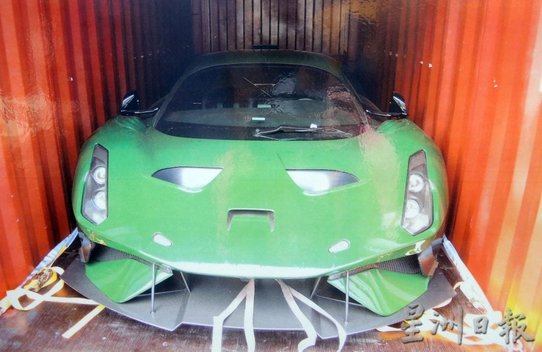 霹关税局破4走私案  起值千万毒品 电子烟 超跑 猪肉等