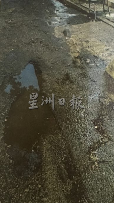 大都会/杨巧双办公室与dbkl提升道路与沟渠
