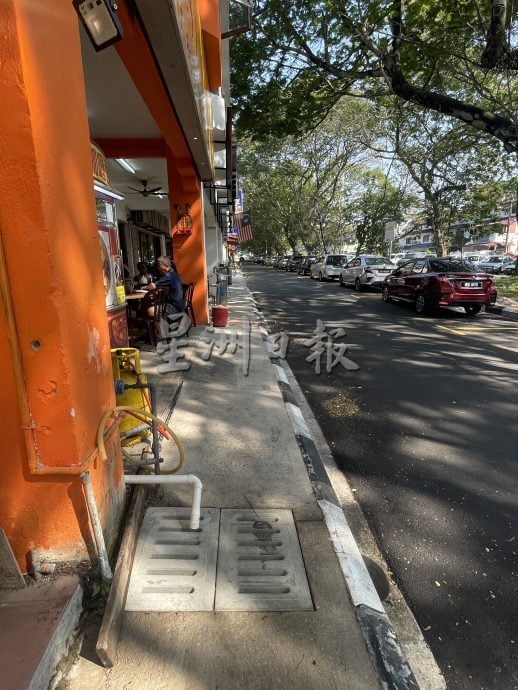 大都会/杨巧双办公室与dbkl提升道路与沟渠