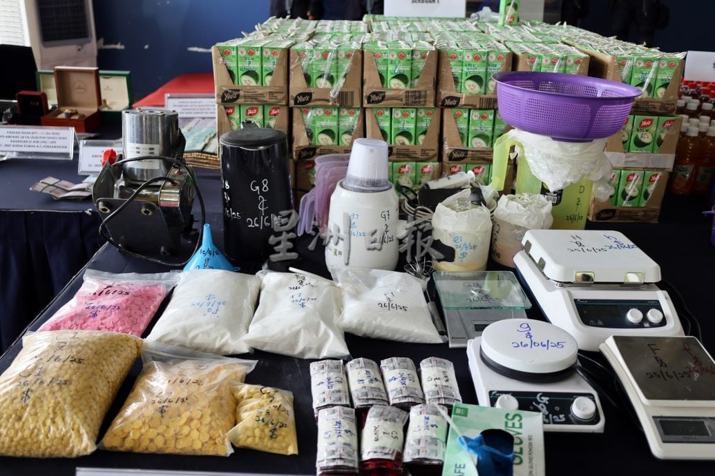 月薪2万聘炼毒师制毒饮料·13人落网 扣逾420万毒品