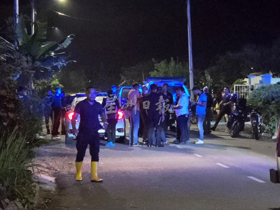 供全国版：华裔夫妇与儿子被发现陈尸家中多时  邻居嗅到尸臭味才揭发