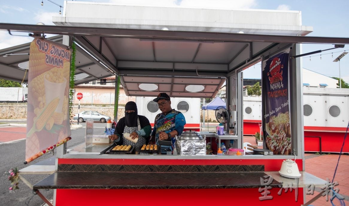 有的MyKiosk销售亭开始营业了